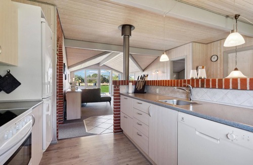 Skaven Strand House | Beautiful home in Tarm with kitchen
