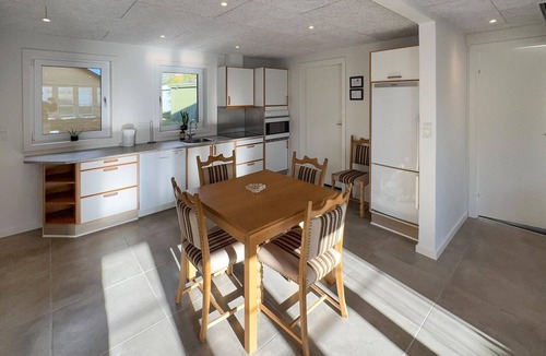 Tarm House | Beautiful home in Tarm with WiFi