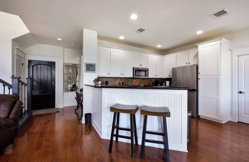Jonestown House | Beautiful Home in the Hollows - Incredible Views
