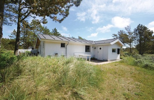 Sønder Vorupør House | Beautiful home in Thisted with WiFi