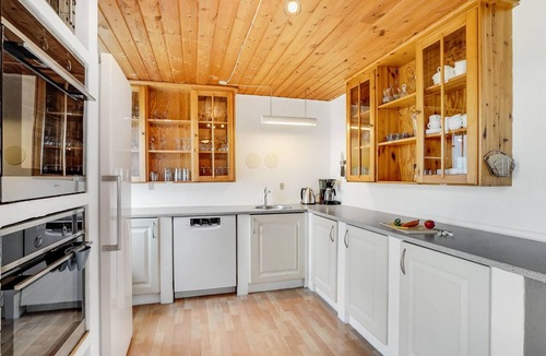 Thisted House | Beautiful home in Thisted with sauna