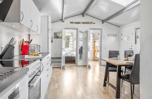 Sønder Vorupør House | Beautiful home in Thisted with kitchen