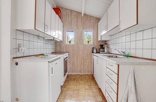 Sønder Vorupør House | Beautiful home in Thisted with WiFi