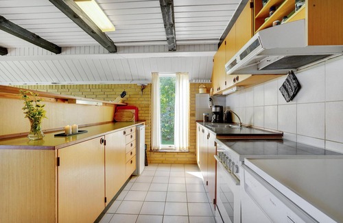 Thyholm House | Beautiful home in Thyholm with WiFi
