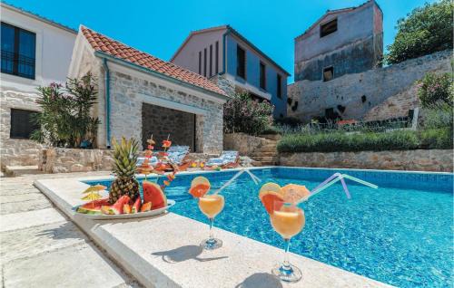 Tkon House | Beautiful Home In Tkon