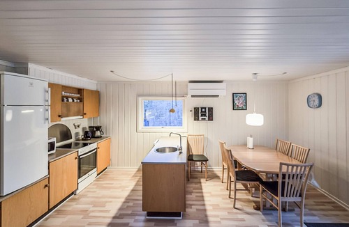 Arrild Ferieby House | Beautiful home in Toftlund with WiFi