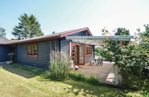Kragenæs House | Beautiful home in Torrig L with WiFi