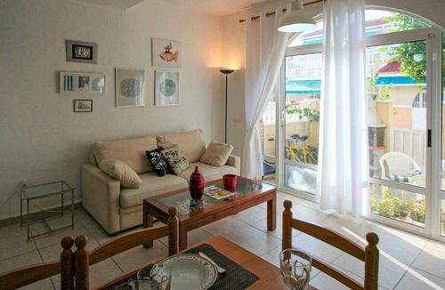 La Siesta House | Beautiful home in Torrevieja with 3 Bedrooms