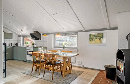 Sønder Nissum House | Beautiful home in Ulfborg with WiFi
