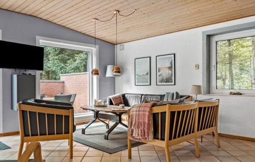 Sønder Nissum House | Beautiful Home In Ulfborg With Sauna