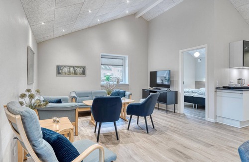 Varde House | Beautiful home in Varde with kitchen