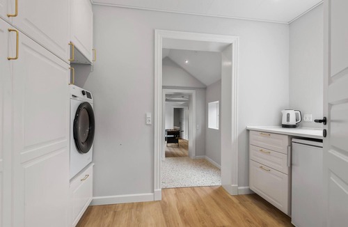 Varde House | Beautiful home in Varde with kitchen