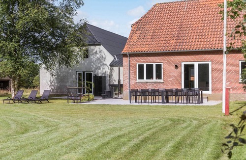 Varde House | Beautiful home in Varde with kitchen