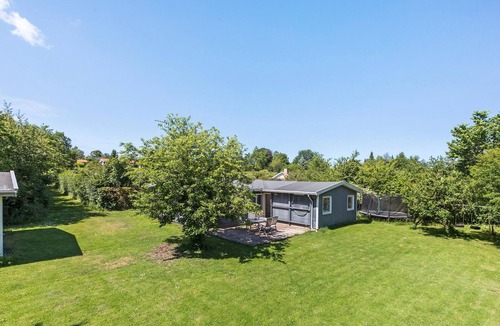 Holloselund House | Beautiful home in Vejby with kitchen