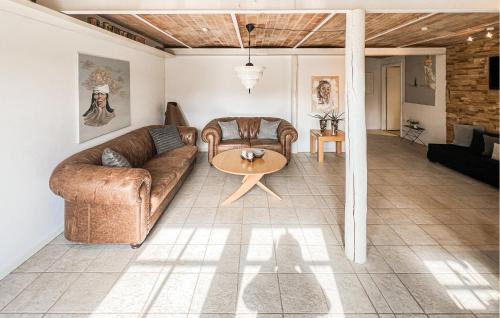 Vejle House | Beautiful Home In Vejle With Wifi
