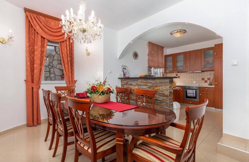 Veprinac House | Beautiful home in Veprinac