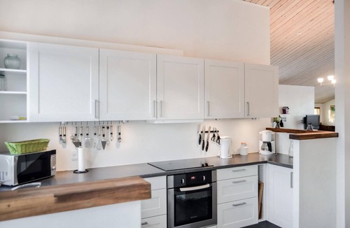 Vestervig House | Beautiful home in Vestervig with WiFi