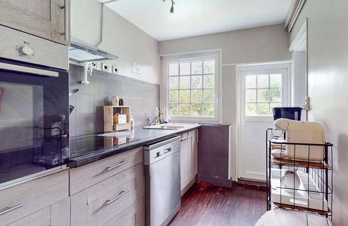 Vittefleur House | Beautiful home in Vittefleur with WiFi