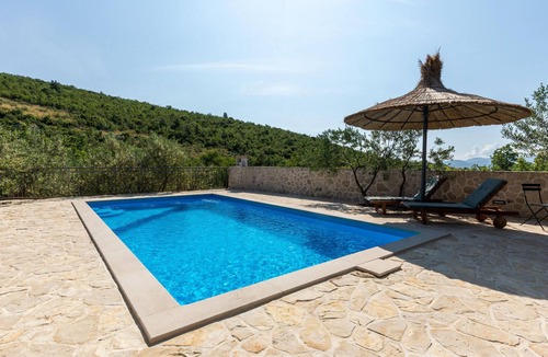 Vid House | Beautiful home in Vid