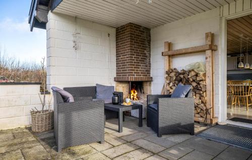 Vinderup House | Beautiful Home In Vinderup With Wifi