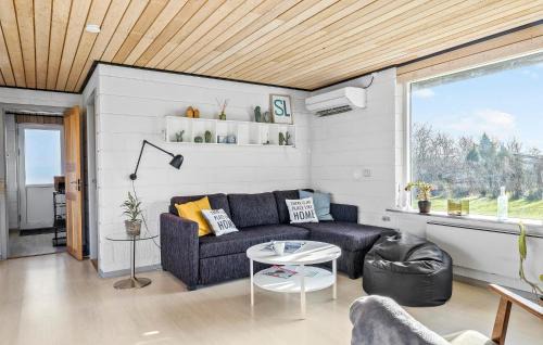 Vinderup House | Beautiful Home In Vinderup With Wifi