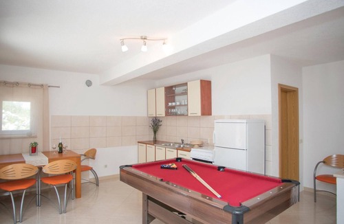 Rastovac House | Beautiful home in Zagvozd with sauna