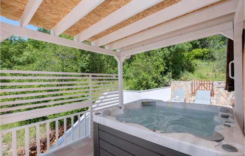 Zmijavci House | Beautiful Home In Zmijavci