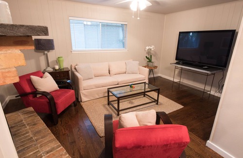 Northeast Dallas House | Beautiful home Located 30 miles from AT&T stadium, safe and quite neighborhood