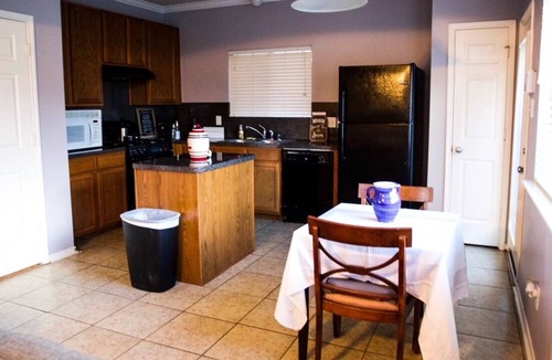 Central Southwest House | Beautiful Home Near NRG, Downtown and Medical Center