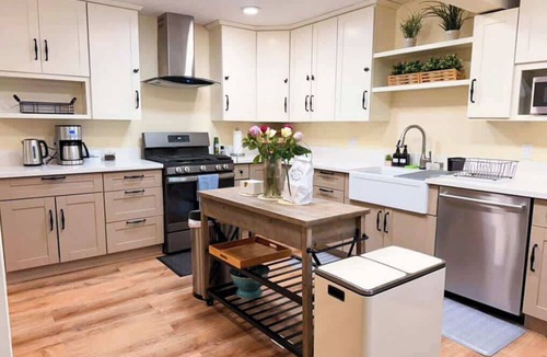 San Leandro House | Beautiful Home Near Silicon Valley