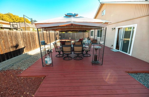 San Leandro House | Beautiful Home Near Silicon Valley