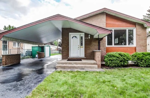 Hamilton House | Beautiful home on mountain PROFESSIONALY CLEANED