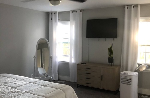 Country Club Estates House | Beautiful Home on the Marsh