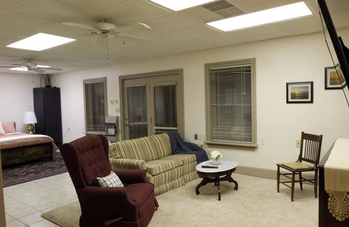 Pinetown House | Beautiful home on Blounts Bay ready for your next family vacation