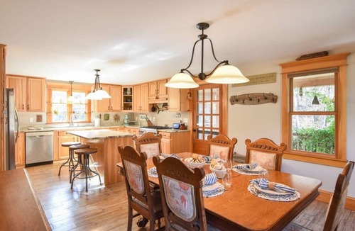 South Chatham House | Beautiful Home w/Artistic Flair!