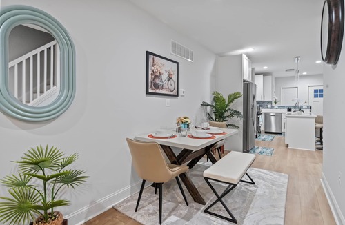 Downtown Baltimore House | Beautiful home w/Keyless Entry Near Stadium