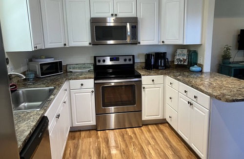 Rockport House | Beautiful home w/screened in porch - close to beach/town