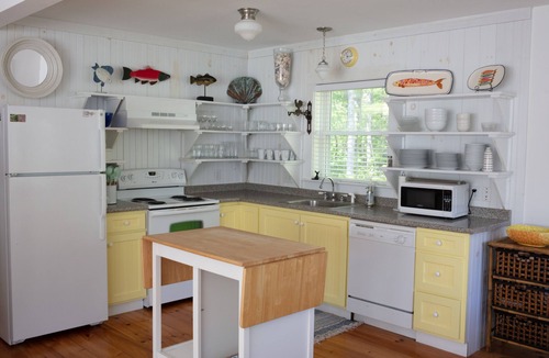 Kennebunkport House | Beautiful home within walking distance to Kennebunkport