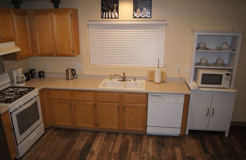 Silverado Ranch House | Beautiful Home WIFI, King size bed in every room.