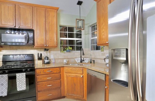 Flower Mound House | Beautiful home with heated spa and heated pool