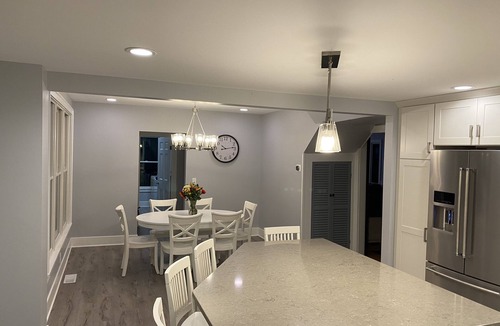 Town of Owasco House | Beautiful home with 180' of Lakefront!
