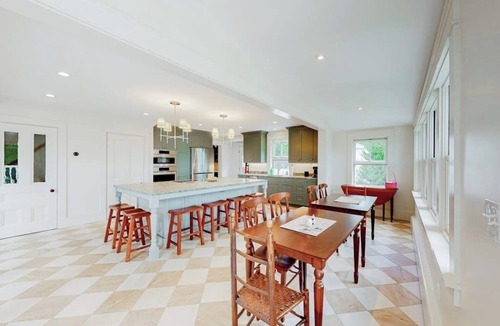 Wiscasset House | Beautiful home with Ping-Pong, fast WiFi & W/D - walk to dining