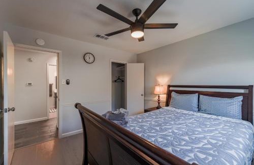 Flower Mound House | Beautiful home with backyard