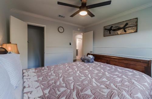 Flower Mound House | Beautiful home with backyard