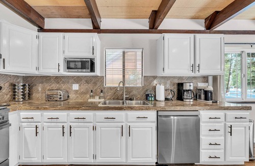 Tahoe Pines House | Beautiful Homewood Retreat with Deck and Grill