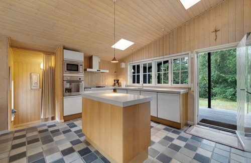 Fur House | Beautiful house, 1st row to the water