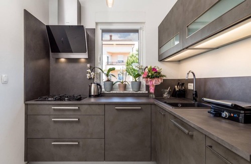 Sarsoni House | Beautiful house for 8 with spacious swimming pool