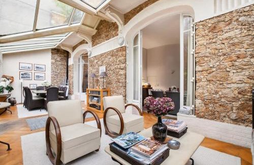 Neuilly-sur-Seine House | Beautiful house with a garden in the heart of Neuilly