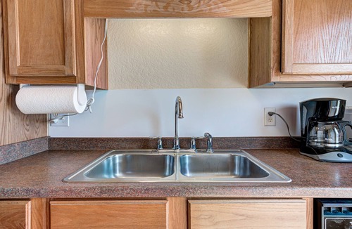 Wheatland House | Beautiful house in quiet neighborhood just off I-40.