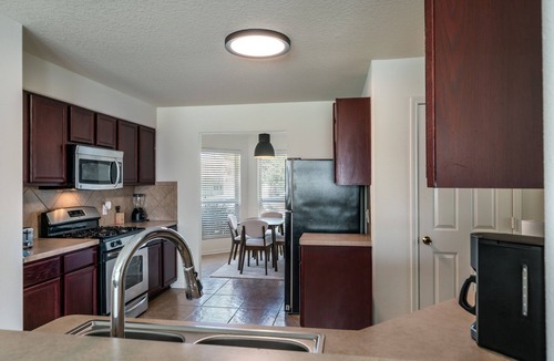 College Park House | Beautiful House like New